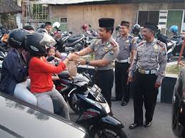 Maybe you would like to learn more about one of these? Razia Polisi Magetan Ratusan Pengendara Dirazia Polres Magetan Malah Girang Kenapa