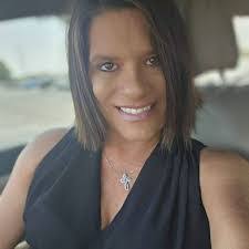 Lori Chrisman's Instagram, Twitter & Facebook