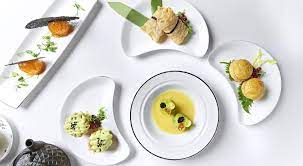 Best Set Lunches In Singapore Restaurants In And Around The Cbd For Power Lunchers Ladies Who Lunch And Everyone In Between Robb Report Singapore