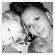 Lindi Arnold (LindiLooWho22)