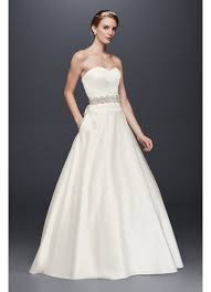 Dec 17, 2020 · her ceremony ensemble was a lace ball gown from eve of milady couture, which featured floral embroidered details and a long train. Satin Sweetheart Ball Gown With Button Back David S Bridal