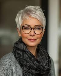 Stunning bob hairstyles to try this year