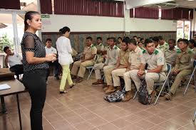 Estudiantes graduando del I.T.P. Abel Tapiero Miranda