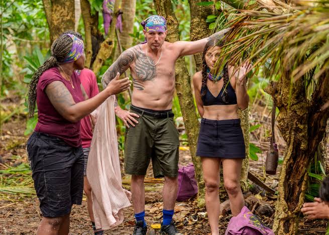 Survivor 51' recap. One player quits and another abandons his tribe - AOL