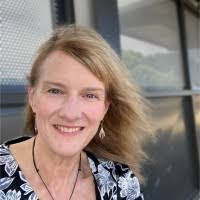 Donna Creary's Instagram, Twitter & Facebook