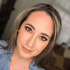 Ana Rivadeneira's Instagram, Twitter & Facebook