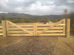 Heritage recommends the use of h3.2 treated radiata pine for gates in a light colour paint finishes above 60. Subdivision Fences Entrance Gates Beams Timber Nz