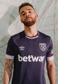 West ham united have confirmed their squad numbers for the 2020/21 season. Umbro Drop West Ham 21 22 Third Shirt Soccerbible