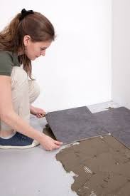 Cependant, la pose du carrelage au sol exige de l'adresse. 23 Idees De Pose Carrelage Carrelage Poser Du Carrelage Tete De Lit En Lambris