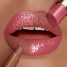 Yüksek parlaklıktaki boya genellikle düşük parlaklıktaki boyaya göre yıkamaya karşı daha dirençlidir. Kiko Milano Kikomoodboost Koleksiyonumuz Rujlarindan Favorin Hangisi Parlak Bitisli Born To Shine Lip Stylo Mu Mat Bitisli You Make Me Matte Lipstick Mi Match Me Lip Pencil 03 44 99 Tl
