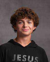 ✏️Happy 1st day of school to this Junior & 7th grader! Also wishing my  former firsties a great first day of their senior year! Make it great!🖤