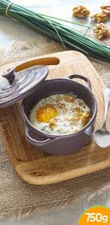 Recette œuf Cocotte Au Roquefort Et Noix En Video Recette Recettes De Cuisine Recette Recette Brunch