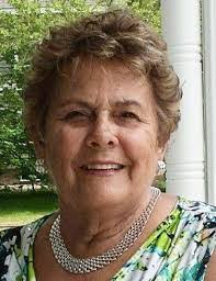 Robin Cushman's Instagram, Twitter & Facebook