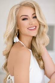 Alexandra Westbrook's Instagram, Twitter & Facebook