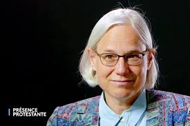 Présence protestante" : foi et science en dialogue