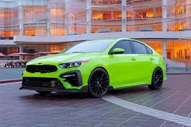 The 2018 kia forte5 offers superior cargo volume and some nicely improved features, but costs more and has lower highway and city fuel mileage (34 highway and 25 city for the forte5 vs. Custom 2019 Kia Forte Federation Kia Forte Kia Kia Motors