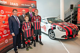 Eintracht frankfurt sge tasse 80er stadion von eintracht frankfurt. The Alfa Romeo Logo Will Adorn Eintracht Frankfurt S Jersey In The 2013 14 Bundesliga Komarjohari