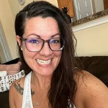 Sheri Sturgeon's Instagram, Twitter & Facebook