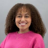 Maggie Lipscomb's Instagram, Twitter & Facebook