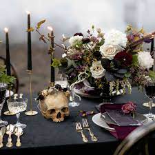 What kinds of halloween wedding invitations design do you offer? Halloween Wedding Decor Ideas