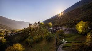 Grosio e i tesori dellarte rupestre in Valtellina - Club Magellano