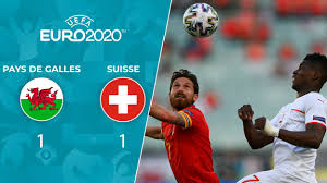 Quelle équipe va gagner le reste du match ? 8lcf6nwweyairm