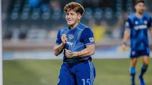 Diego Luna Will Play Tonight, but Locos Star Added to USMNT U-20