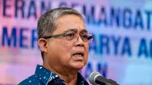 Actor Gurmit Singh says he prefers Malaysia's nasi lemak