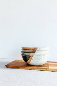 Pretty Ceramic Bowls Pretty Ceramic Bowls The Effective Pictures We Offer You About Colorful Interiors Yellow A Quality Bow 2020 Comlek Isler Ev Dekoru Dekor