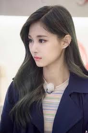Tzuyu Twice She Is Definitely One Of The Prettiest Idols Of 2016 Wanita Cantik Kecantikan Orang Asia Kecantikan