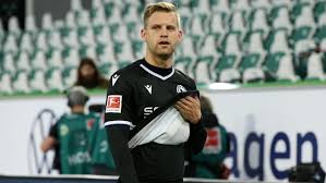 Hertha bsc hatte zwar deutlich mehr spielanteile und traf auch einmal das aluminium, aber auch die arminia machte aus ihren möglichkeiten einiges. Labbadia Hofft Auf Maiers Durchbruch Nur Nicht Am Sonntag Kicker