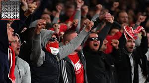 Iehrefeld,raderthal,nippes,poll,esch,pesch un kalküvverall jitt et fans vom fc kölle!en rio, en rom, jläbbisch, prüm u. Fc Koln Fans Invaded London In Remarkable Fashion Youtube