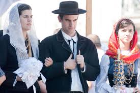 Maybe you would like to learn more about one of these? Traditionelle Hochzeitskleider Aus Aller Welt Brigitte De