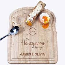 Mr & Mrs Honeymoon Personalised Engraved Wedding Gift Egg and Toast  Breakfast Serving Board Bride and Groom Personalized Novelty Gifts
