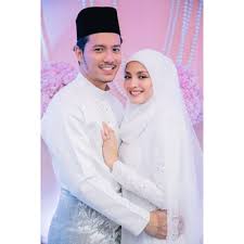 Abdul fattah bin mohd amin (born 14 september 1990) is a malaysian actor and singer. Gambar Fattah Amin Dan Fazura Sah Bernikah