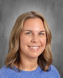 Kelly Lyman's Instagram, Twitter & Facebook