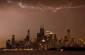 But there hasn't been one to hit downtown since a tornado did hit chicago in 1961, as tom skilling points out: Four Things To Know About What S Changed About Tornado Severe Storm Predictions Chicago Tribune