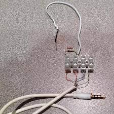 Ground for the right audio channel; Beepscore