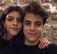 Edward mazza, 68dorothy lippert, 68jennifer amici, 49. Amici 16 Mike Bird E Shady Stanno Insieme Parte La Ship Mikady