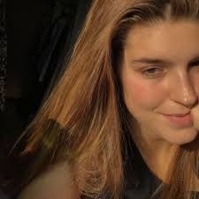 chloë (@chloemulford)