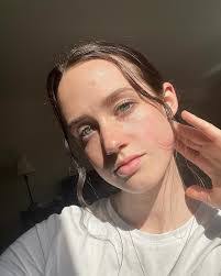 Hannah Kuipers's Instagram, Twitter & Facebook