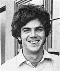 WHO IN THE WORLD Dlx-