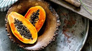 papaya 101 nutrition benefits risks