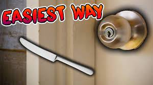 Locking your keys in your vehicles can easily happen. Easy Way How To Unlock Any Door Using A Butterknife Youtube