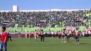 Principal diario deportivo online en chile, con noticias de última hora, entrevistas y columnas de opinión. Incidentes Wanderers Colo Colo Desde La Cancha Final Apertura 2015 Youtube