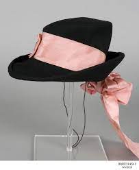The Hat Was Made By Schiaparelli In Paris France In 1938 Madeschiaparelli 1938 History Notesheather Waddel Elegant Hats Beautiful Hats Elsa Schiaparelli