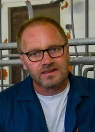 Moers: Das W lädt zur „Eigentümerversammlung“ ein.