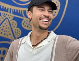 Chartier Dalix Proyectos :: Fotos, vídeos, logotipos, ilustraciones y  marcas :: Behance