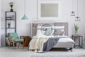 Dieses ikea schlafzimmer in grün steckt voller stilvoller und praktischer ideen. Entzuckendes Schlafzimmer Mit Minze Stuhl Fototapete Fototapeten Appartment Teenager Tagesdecke Myloview De