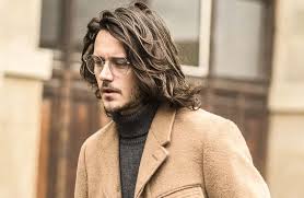 However, knowing your natural hair texture is the journey to healthy hair, the hair that you love, not fight with. 10 Handsome Long Wavy Hairstyles For Men Hairstylecamp